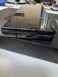 Б/в Мобільний телефон Samsung galaxy fold5 12/512gb 01-200829768