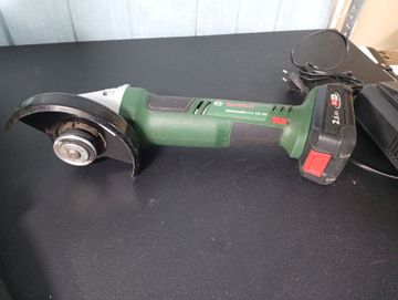 Б/в Кутова шліфмашина Bosch advanced grind 18 + 1 акум + зп 01-200831138