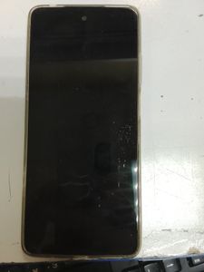 Б/в Мобільний телефон Motorola moto e14 4/64gb 01-200843921