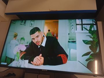 Б/в Телевізор Bravis led-4028 01-200858698