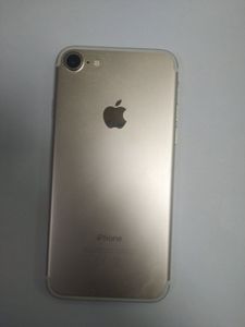 Б/в Мобільний телефон Apple iphone 7 32gb 01-200888939