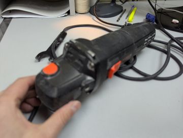 Б/у Угловая шлифмашина Dnipro-M gs-120s 01-200896847