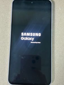 Б/у Мобільний телефон Samsung galaxy a36 5g 6/128gb 01-200903652