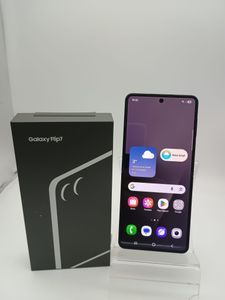 Б/у Мобільний телефон Samsung galaxy flip7 12/256gb 01-200910408