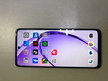 Б/в Мобільний телефон Oppo a3 4g 6/256gb 01-200919592