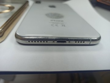 Б/в Мобільний телефон Apple iphone xs max 256gb 01-200930139
