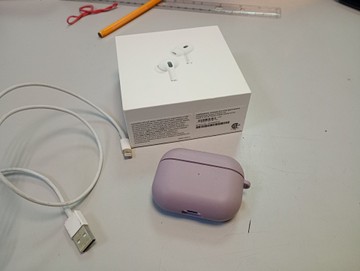 Б/в Навушники Apple airpods pro 2nd generation magsafe 01-200930533
