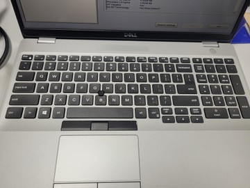 Б/в Ноутбук Dell 15/core i5-10310u ddr4/16gb ddr4/ssd 512 gb/*інтегрована 01-200937250