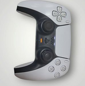 Б/в Ігрова приставка Sony playstation 5 digital edition 825gb / 2 джойстика 01-200912395