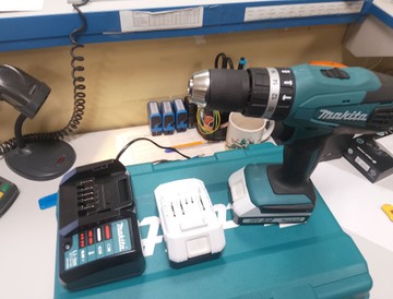 Б/в Шурупокрут Makita hp457d 2акб 1,5ah зп 01-200945465