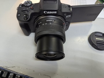 Б/в Фотоапарат Canon eos r50 kit rf-s 18-45mm is stm 01-200964385