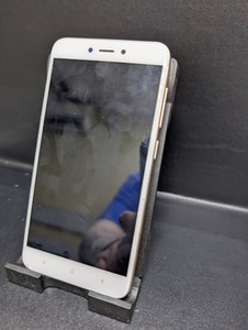 Б/у Мобільний телефон Xiaomi redmi 4x 2/16gb 01-200973689