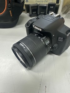 Б/у Фотоаппарат Canon eos 700d + ef-s 18-55mm 1:3.5-5.6 is stm 01-200993374