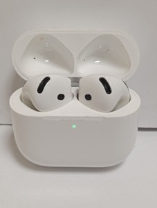 Б/в Навушники Apple airpods 4 01-200991298