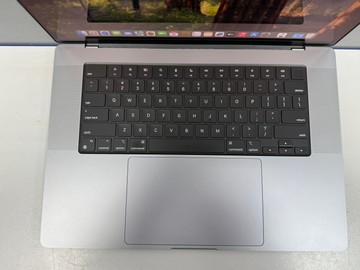 Б/в Ноутбук Apple 16,2" a2485/ m1 pro 10-cpu/ 16-gpu/ ram16gb/ ssd1tb/ retina xdr, truetone 01-201030216