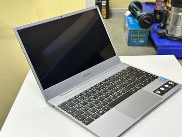 Б/в Ноутбук Medion 13/pentium n5030 siver ddr4/4gb ddr4/hdd *відсутній/ssd 128 gb/*інтегрована 01-201029932