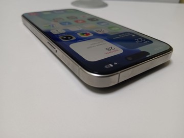 Б/в Мобільний телефон Apple iphone 15 pro max 256gb esim 01-201043770
