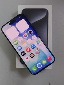Б/в Мобільний телефон Apple iphone 15 pro 256gb 01-201052725