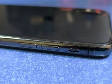 Б/у Мобільний телефон Apple iphone x 256gb 01-201051477