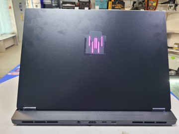 Б/в Ноутбук Acer 16/core ultra 7 255hx ddr5/32gb ddr5/ssd 1000 gb/rtx 5060 8gb 01-201052398