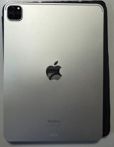 Б/в Планшет Apple ipad pro 11 2022 wi-fi 128gb 01-201076122