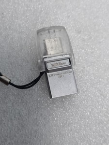 Б/в Флеш пам`ять Kingston 128gb 01-201103857
