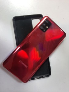 Б/в Мобільний телефон Samsung a515f galaxy a51 4/64gb 01-201113047