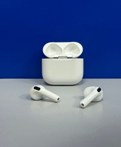 Б/в Навушники Apple airpods 4 with active noise cancellation 01-201123720