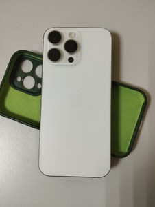 Б/в Мобільний телефон Apple iphone 16 pro max 256gb 01-201137215