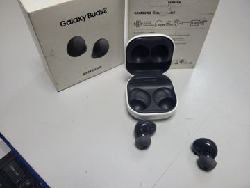 01-200600031: Samsung galaxy buds2