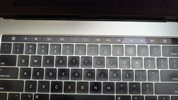 01-200610132: Apple macbook pro a1707/15.4/core i7 2,8ghz/ram16gb/ssd256gb/amd radeon pro555 2gb