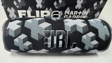 01-200739923: Jbl flip 6 martin garrix