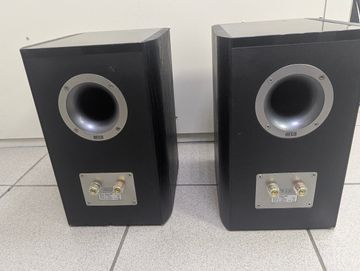 01-200637208: Heco music style 200