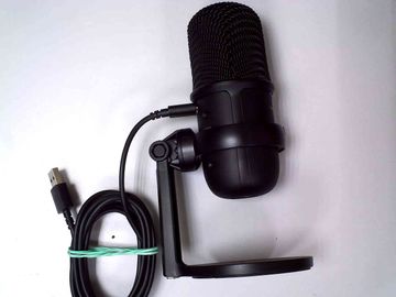 01-200746584: Hyperx solocast