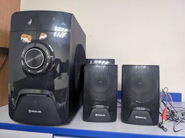 01-200750381: Real-El m-570