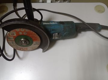 01-200765893: Makita ga9020r