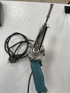 01-200786886: Makita 9032