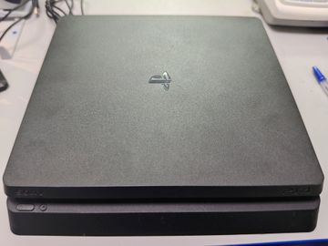 01-200797486: Sony playstation 4 slim 1tb