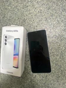 01-200801863: Samsung galaxy a05 4/128gb