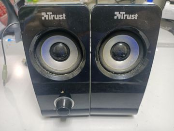 Б/в Акустика Trust без моделі 01-200811437
