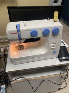 Б/в Швейна машина Janome top 22s 01-200825448