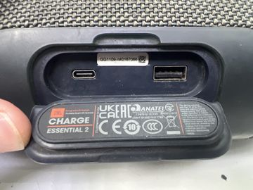 Б/у Акустика Jbl charge essential 2 01-200831047