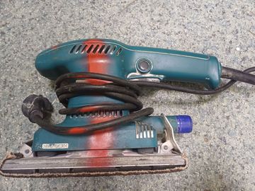 Б/у Шлифмашина вибро Makita bo 3700 01-200833715