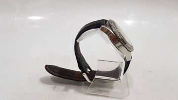 01-19073748: Guess i11528l1