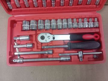 Б/в Набір автоінструментів New Tools 46 шт 16-000269277