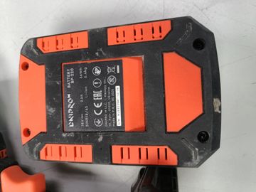 Б/в Шурупокрут Dnipro-M cd-201hbc compact 1акб 2ah зп 01-200854183