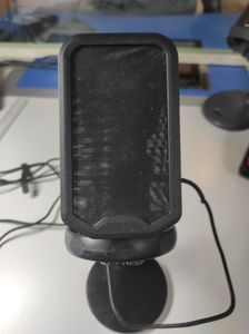 Б/у Микрофон Hator signify rgb 01-200862962