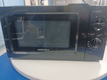 Б/в Мікрохвильова піч Grunhelm 20mx701-b 01-200866201