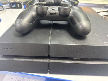 Б/в Ігрова приставка Sony playstation 4 500gb + 2 джойстики 01-200867125