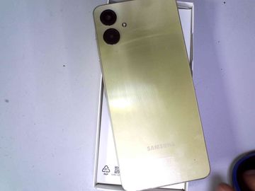 Б/в Мобільний телефон Samsung galaxy a06 4/128gb 01-200874016